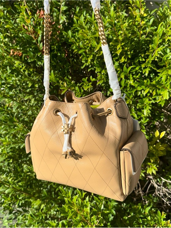 Tory Burch Handbags - Tory Burch Quilted Leather Drawstring Bag with Gold Chain in Pecan